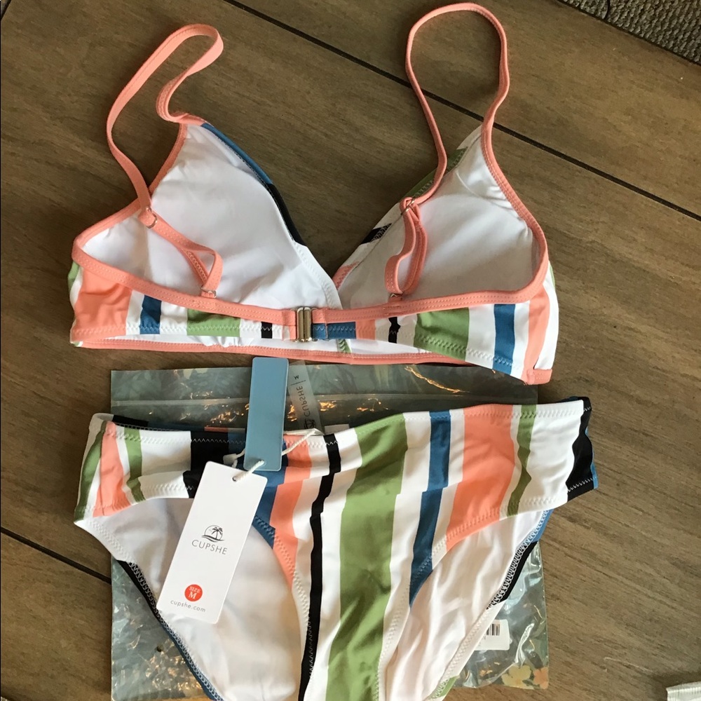 Swimsuit. - Picture 2 of 3